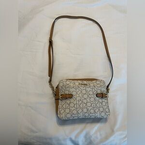 Calvin Klein, White and Tan Crossbody Bag, Great Condition
